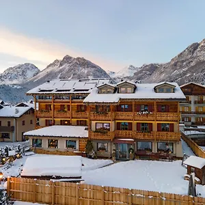 La Genzianella Hotel